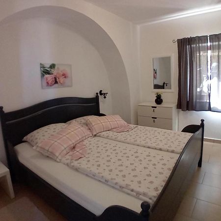 Vivi Studio Apartments Mali Lošinj Oda fotoğraf