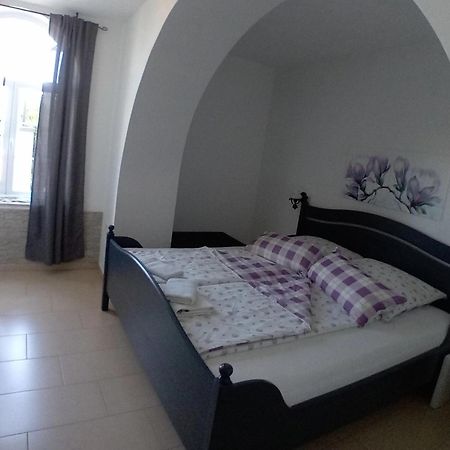Vivi Studio Apartments Mali Lošinj Oda fotoğraf